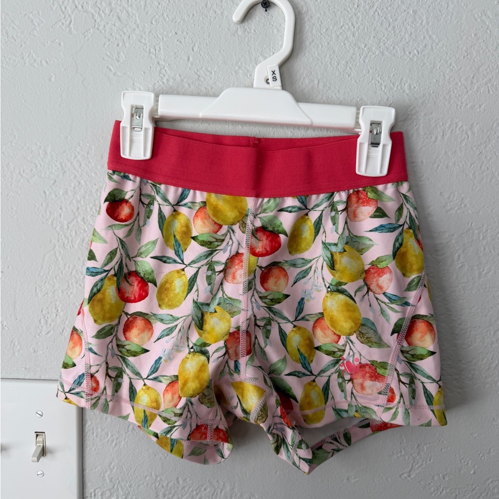 Runners Love Yoga Shorts Size XS